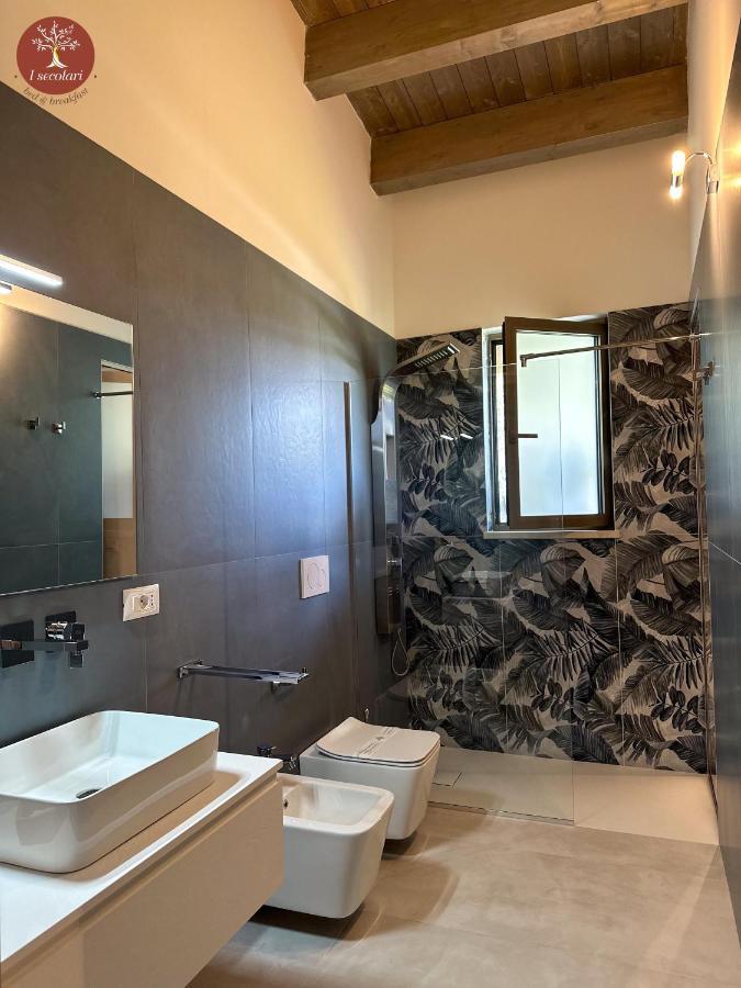 I Secolari Bed and Breakfast Sannicandro di Bari Exteriör bild
