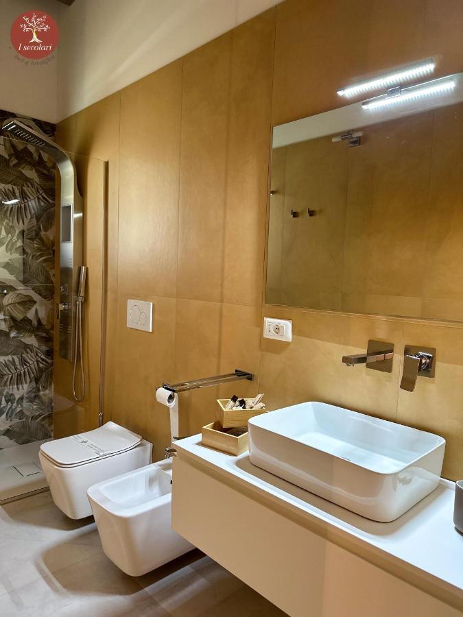 I Secolari Bed and Breakfast Sannicandro di Bari Exteriör bild