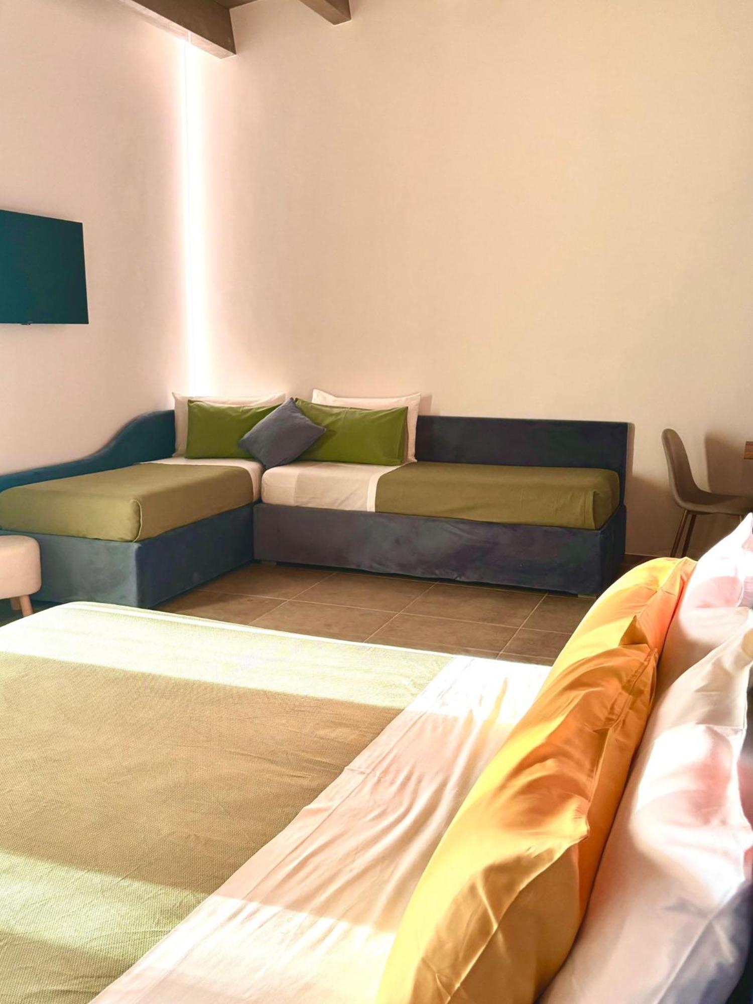I Secolari Bed and Breakfast Sannicandro di Bari Exteriör bild